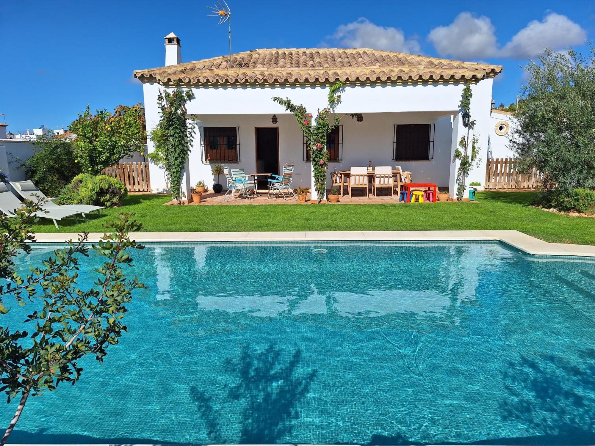 Casa J&V Villa Montellano Exterior photo